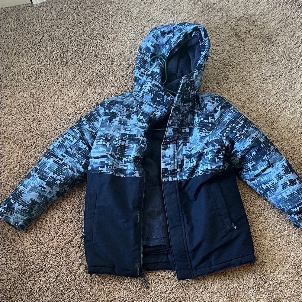 The Children’s Place Boys 3-1 Digital Camo Blue Puffer Jacket + Fleece